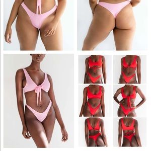 BRAND NEW 437 bikini set. Size XS